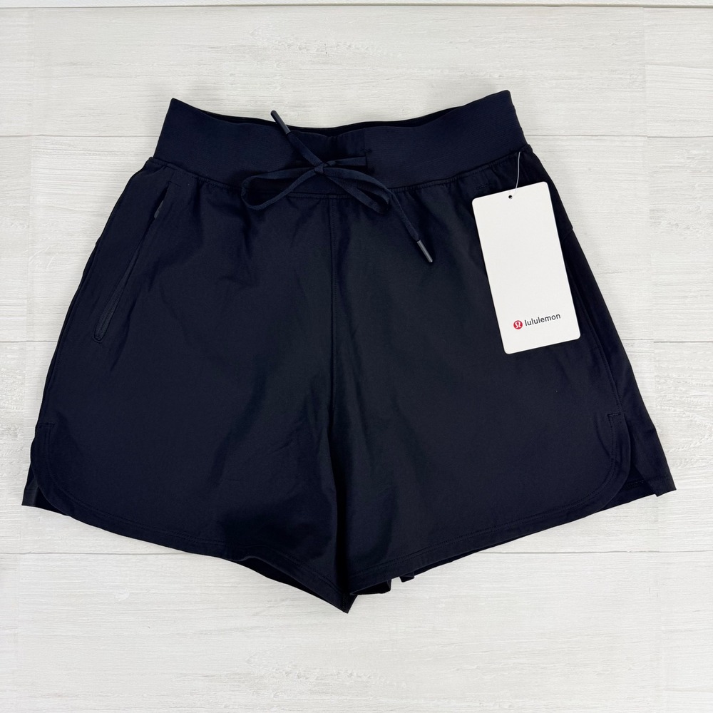 NWT‎ Lululemon License to Train Short Womens Size 2 Black High Rise Inseam 4"